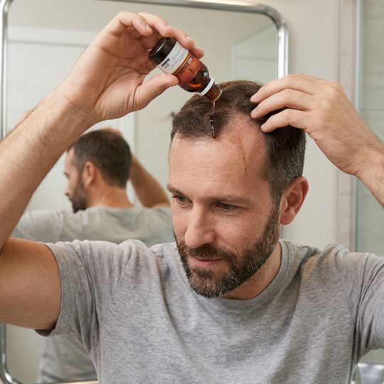 Tônico capilar No Calve da MaxLab para crescimento e interrupção da queda de cabelo.